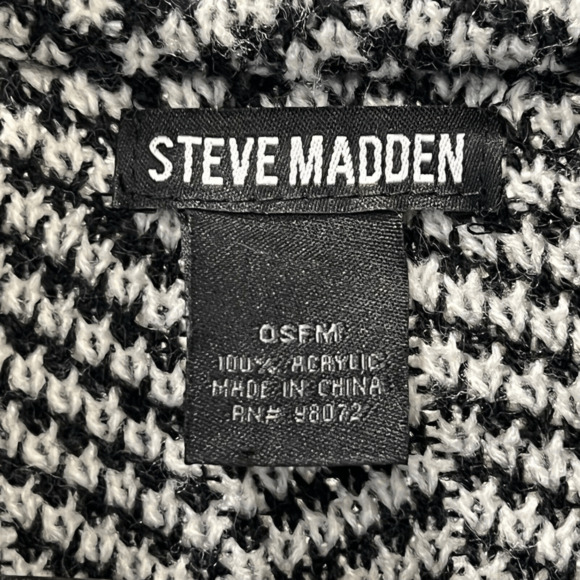 Steve Madden Wo Sweater Riding Cape Black White Chevron Design One Size - Picture 8 of 10